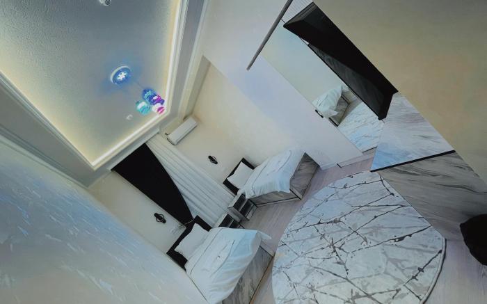 Status inn Hotel