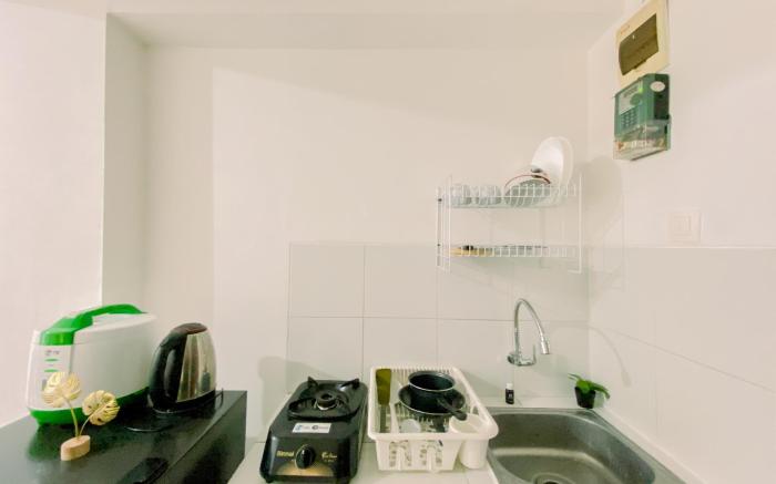 Homey Studio @ Gunung Putri Square Apt By Travelio