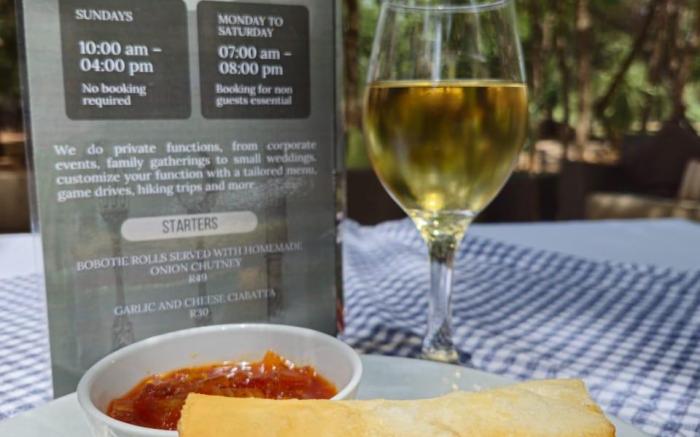 PHAKELA PRIVATE LODGE