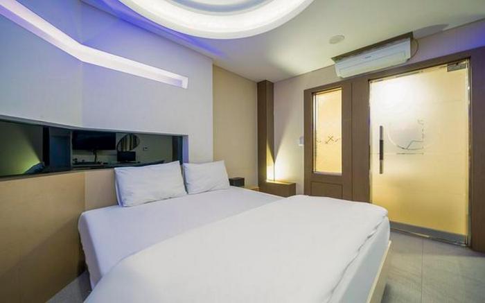 Gyeongsan Instar Hotel