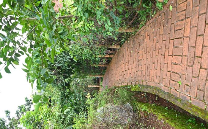 Bamboo And Bricks Resort