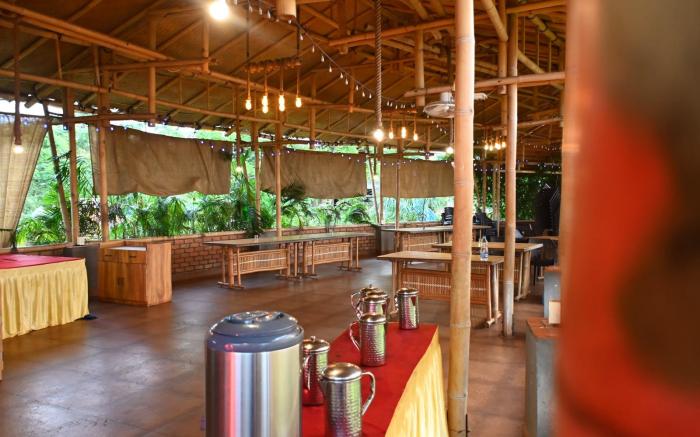 Bamboo And Bricks Resort