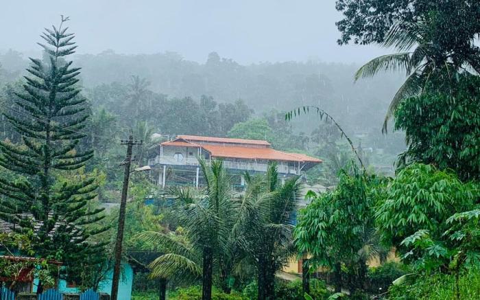Sunset View home stay 