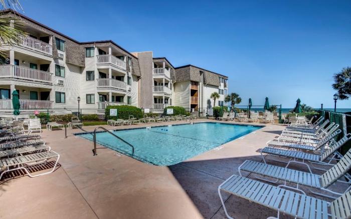 2BR Ocean Forest Villa Steps Away From Pristine Sandy Beaches