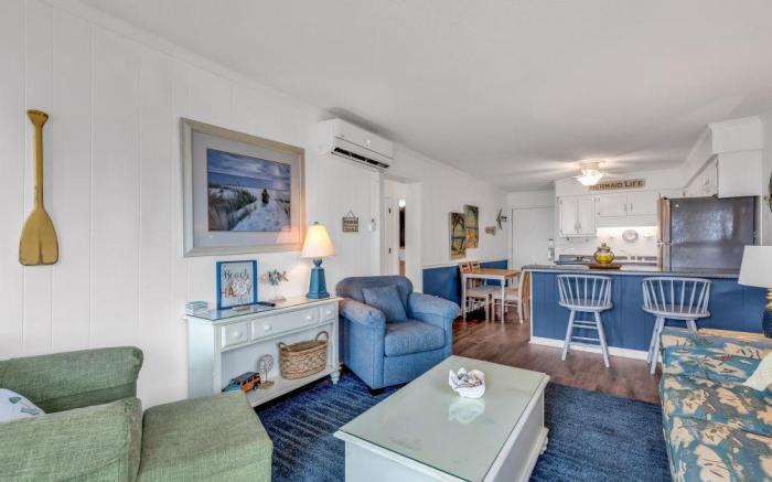 2BR Ocean Forest Villa Steps Away From Pristine Sandy Beaches