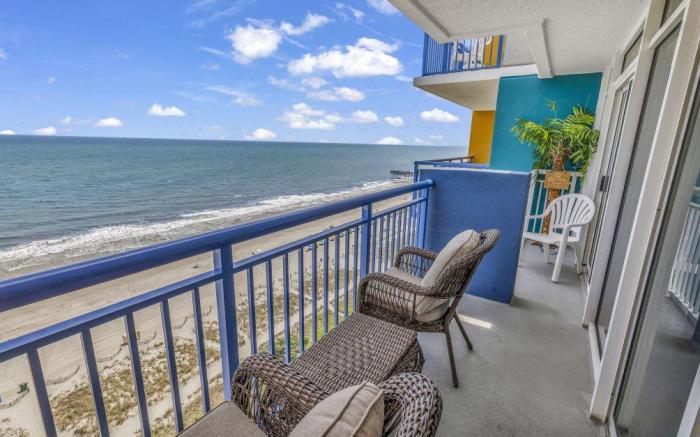 Stunning Views Atlantica Towers Condo: Oceanfront