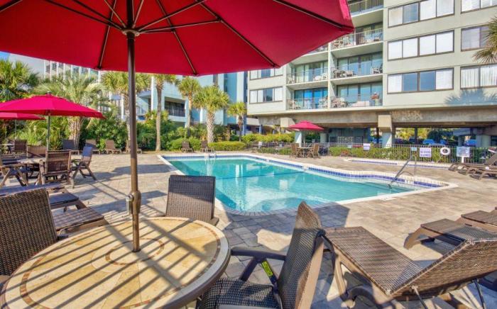 2BR Carolina Dunes Condo: Oceanfront