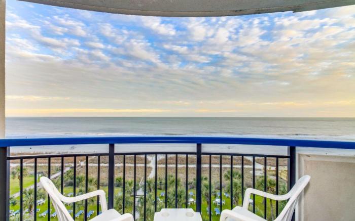 Boardwalk Beach Resort | Oceanfront with Balcony