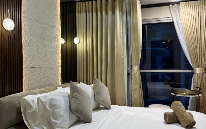 Stylish 1BR Near Airport Facing the Bay - 9d