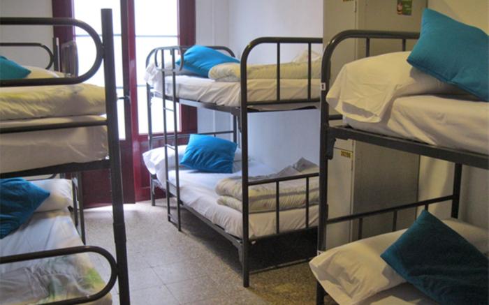 Ideal Youth Hostel