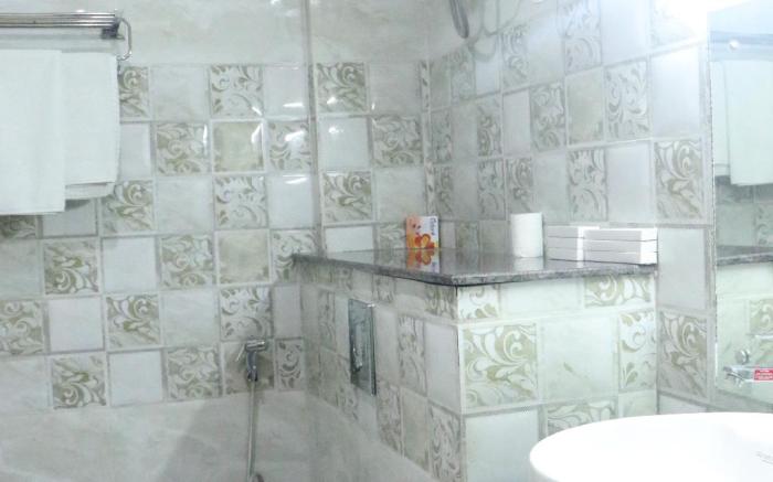 RBS Hotel & Restaurant 2 mint from Ram Janam Bhumi