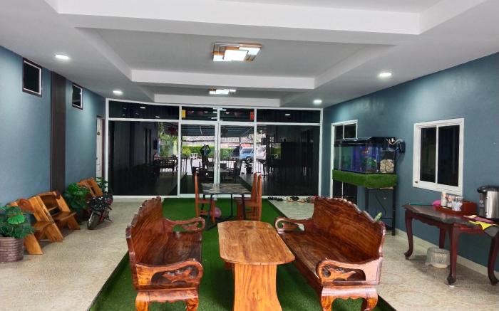 Hinn Yai Hotel