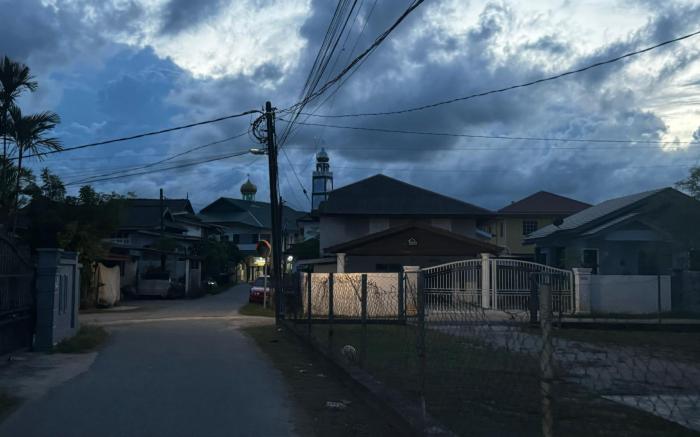 Rumah Kayu Nuha Double Storey Gated Homestay