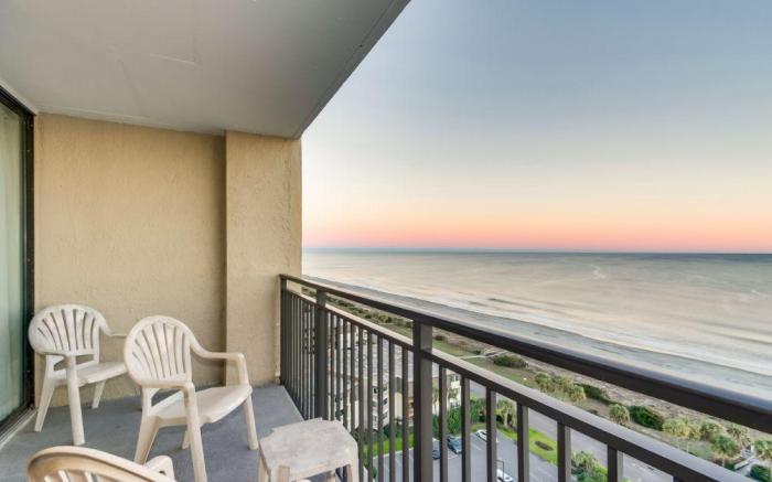 Ocean Forest Plaza Condo Close to the beach