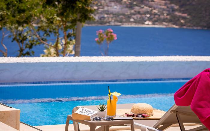 Kalkan Saray Suites Hotel