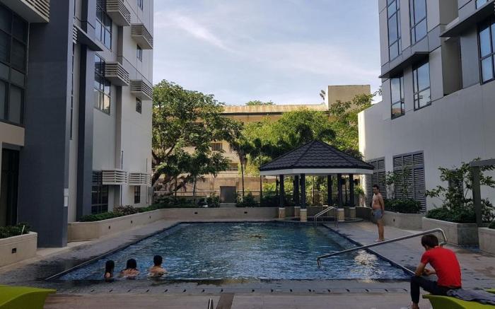 The Viceroy Residences at Mckinley Hill