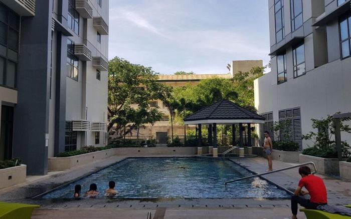 The Viceroy Residences at Mckinley Hill