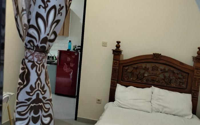 Taman Salak Homestay (entire house)