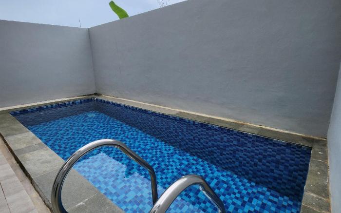 Icon Central Batam 3 Br Villa with Private Pool