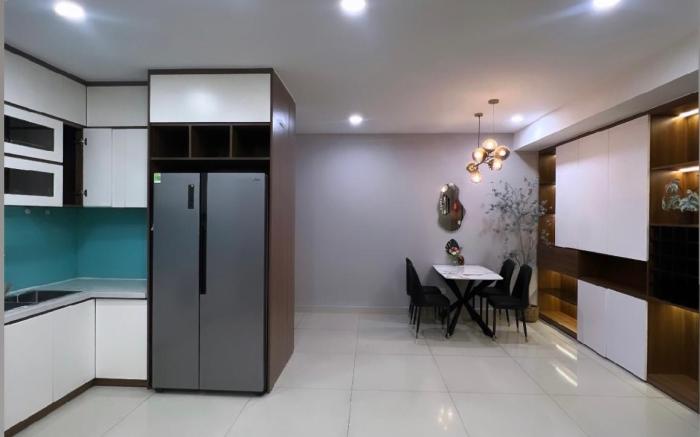 3 Bedroom Apartment Near Airport