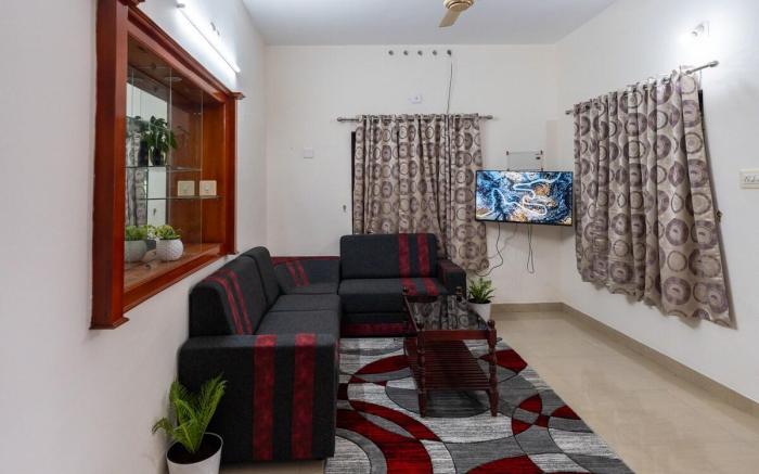 Nest Villa - 4BHK AC Homely Heaven Near Airport