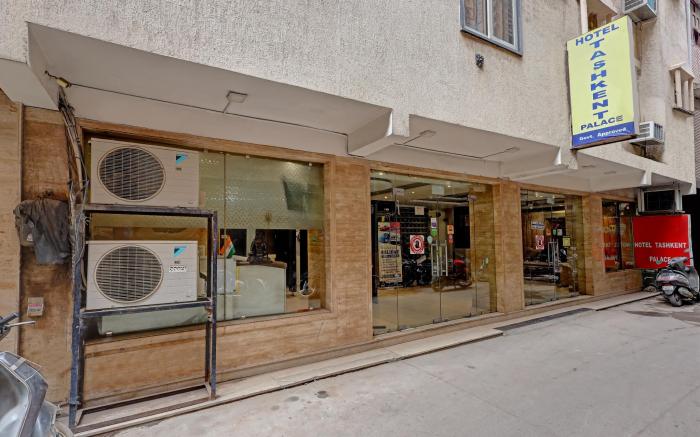 Hotel Tashkent Palace