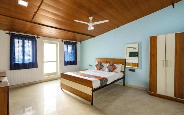 FabHotel Grand Royal
