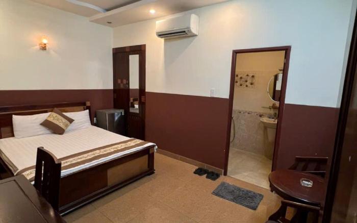 Hưng Phát Hotel Tân Phú