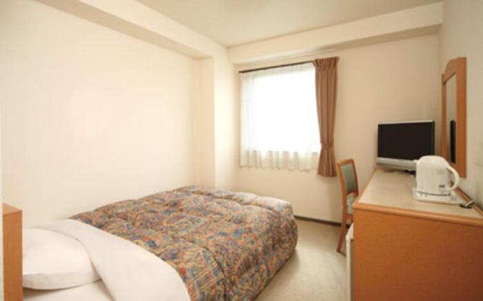 TAKATSUKI SUN HOTEL
