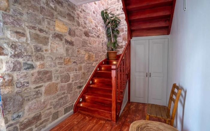 Cunda Alesta Otel