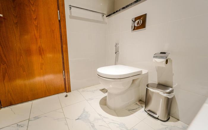 Luxury 1BR Near Burj Khalifa With City Views