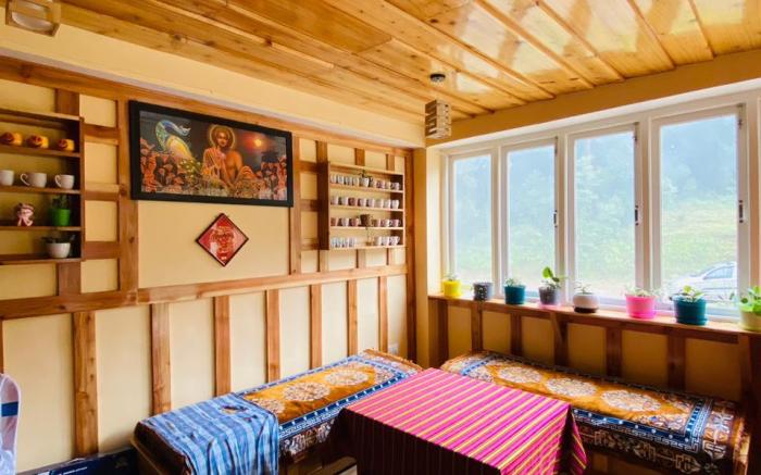 The Alpine Jungle Stay