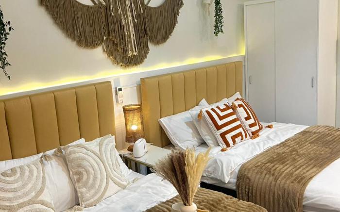 Duxe Suite4 Condo Near Mall of Asia & Naia Airport