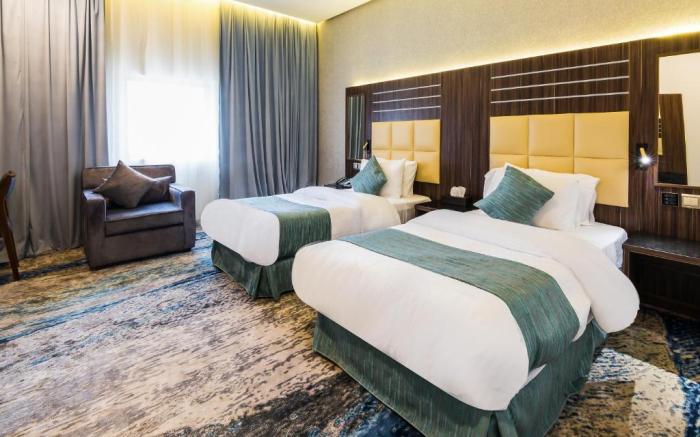 White Diamond Hotel Sari