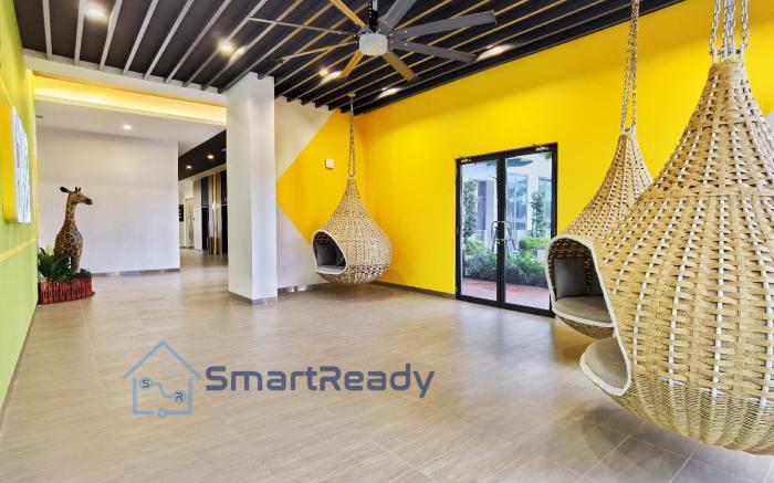 SR HOME- GRID Hello Kitty themed near Legoland