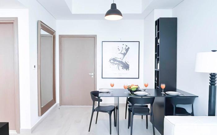 Cozy 1BR with Balcony & Views in Azizi Fawad