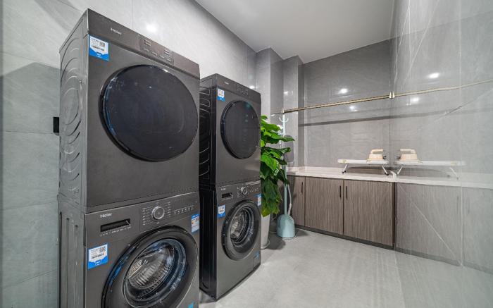 Rezen Minyoun Hotel Southwest Jiaotong University Metro Station