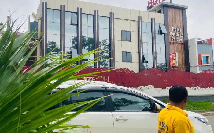 Hotel Parthika Palace