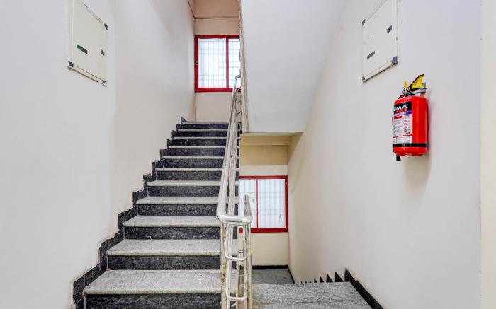 Super Hotel O Choolai Near Chennai Railway Station