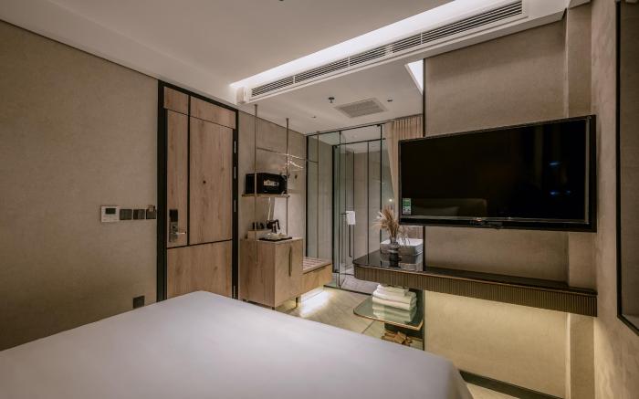 iRest Signature Ba Dinh Lakeside