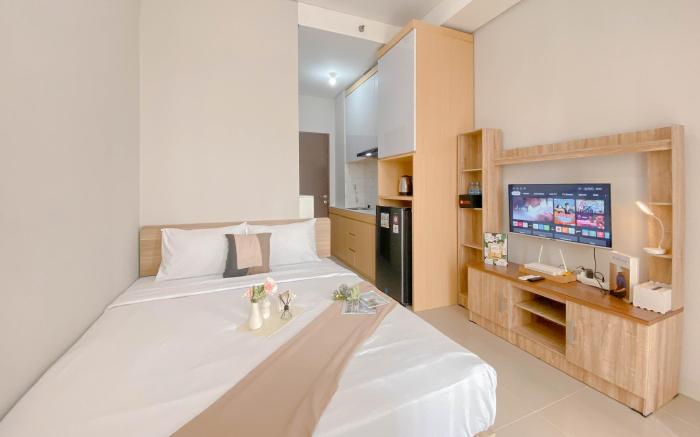 Studio Living Transpark Juanda Bekasi By Travelio
