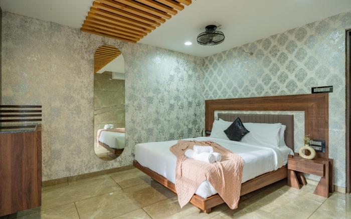 AlayaStays -Imperial Serenia3BHK nearKhandalaHills