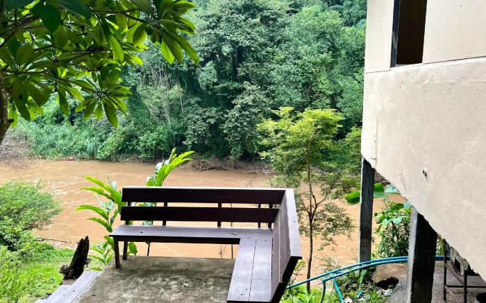 The Cascade - Mae Taeng Waterfall Bungalows