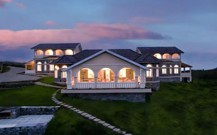 Emerald Stays Ooty by VOYE HOMES
