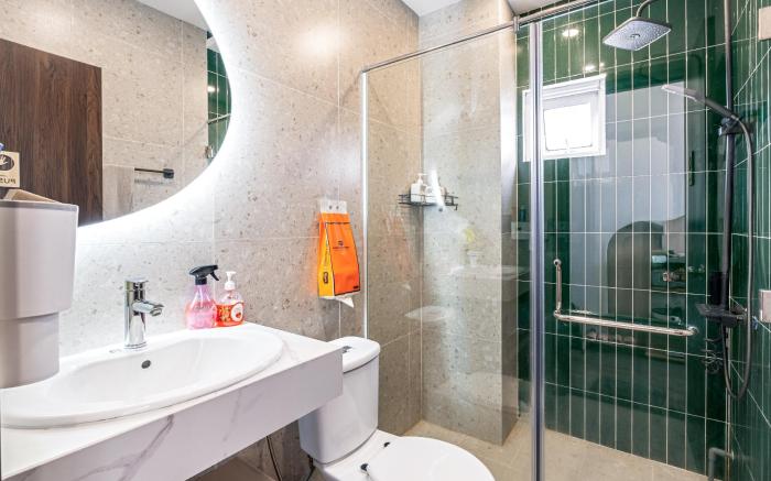 Lyn Homestay Room 5 ( Bui Vien WalkingStreet)