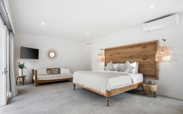 A Casa Di Renucci by Alfred in Bali - Brand New Stunning 5BR Villa near Seminyak Beach