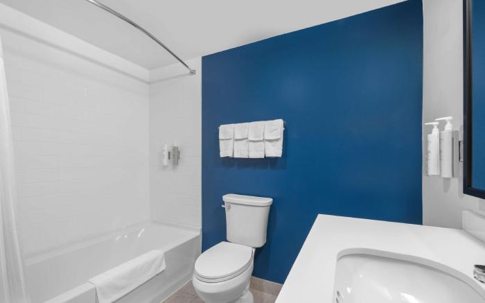 Spark by Hilton Fredericksburg Southpoint