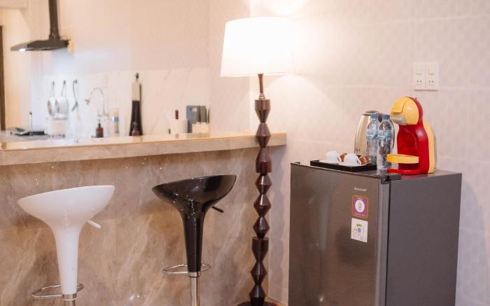 Luxury Studio at Center of City Center!1