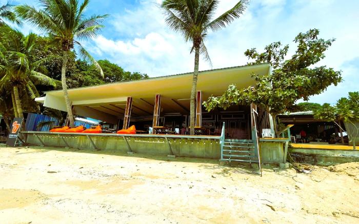 Rockstar Beach Apartments