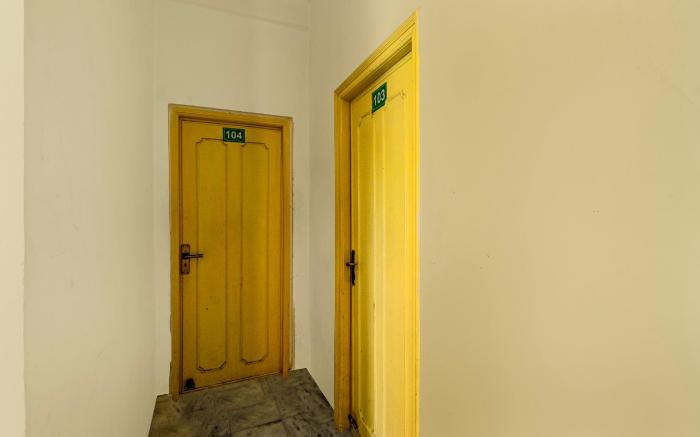 Collection O Irrum Manzil Metro Station Formerly Green Banjara Stay